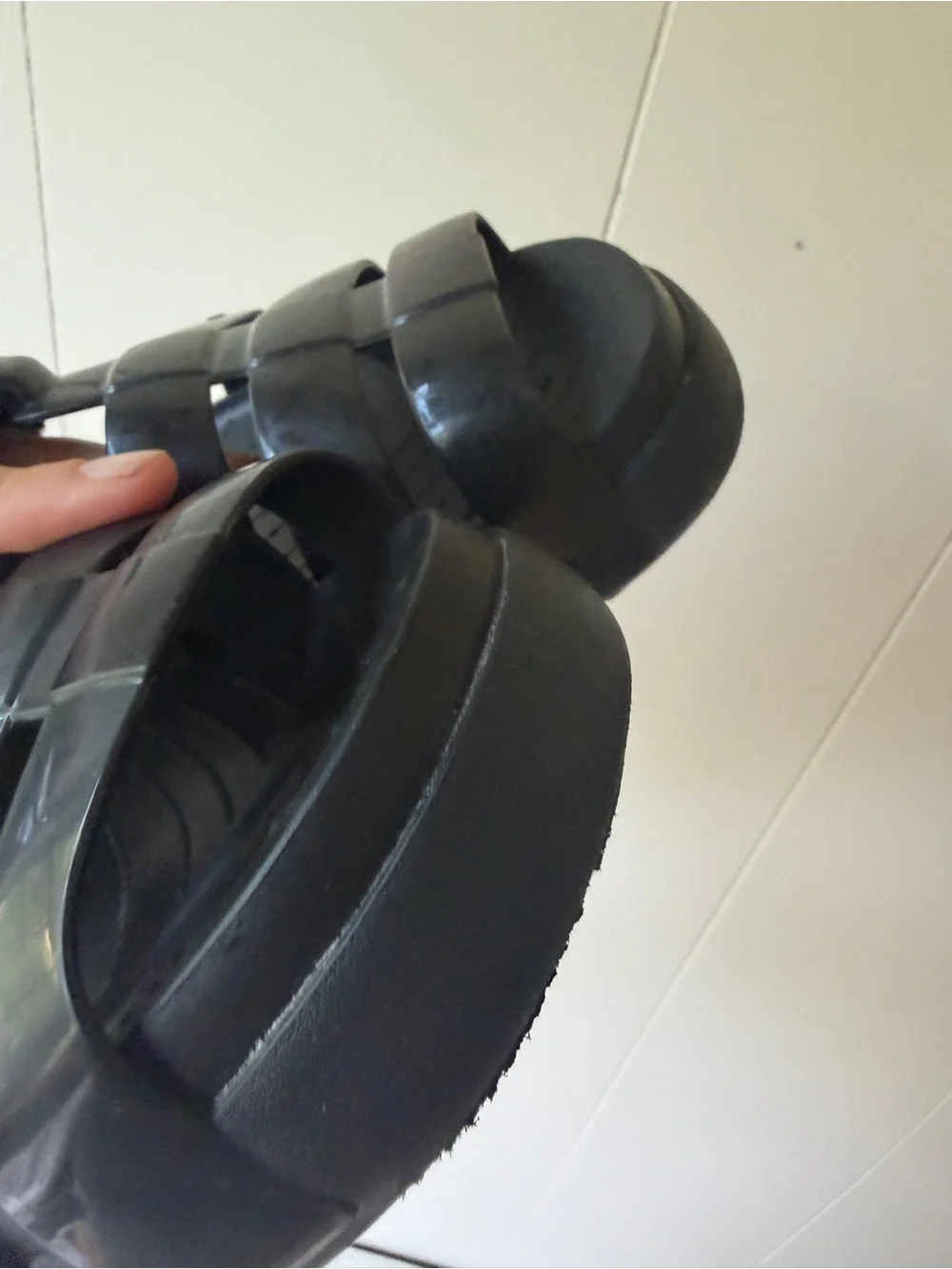 CROCS Black Jelly-Strap Sandals comfy summer